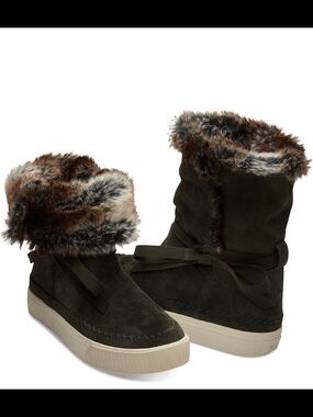 Toms Olive Green Faux-Fur Suede Ankle Boots